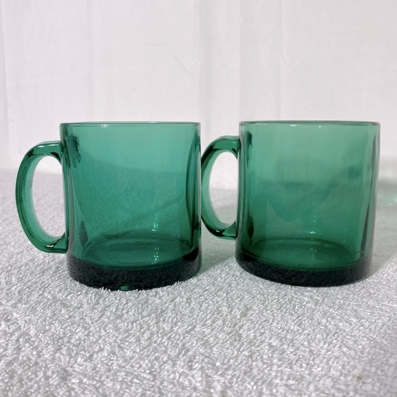 Vintage Emerald Green Clear Glass Mugs Coffee Cups x2 - Picture 1 of 8